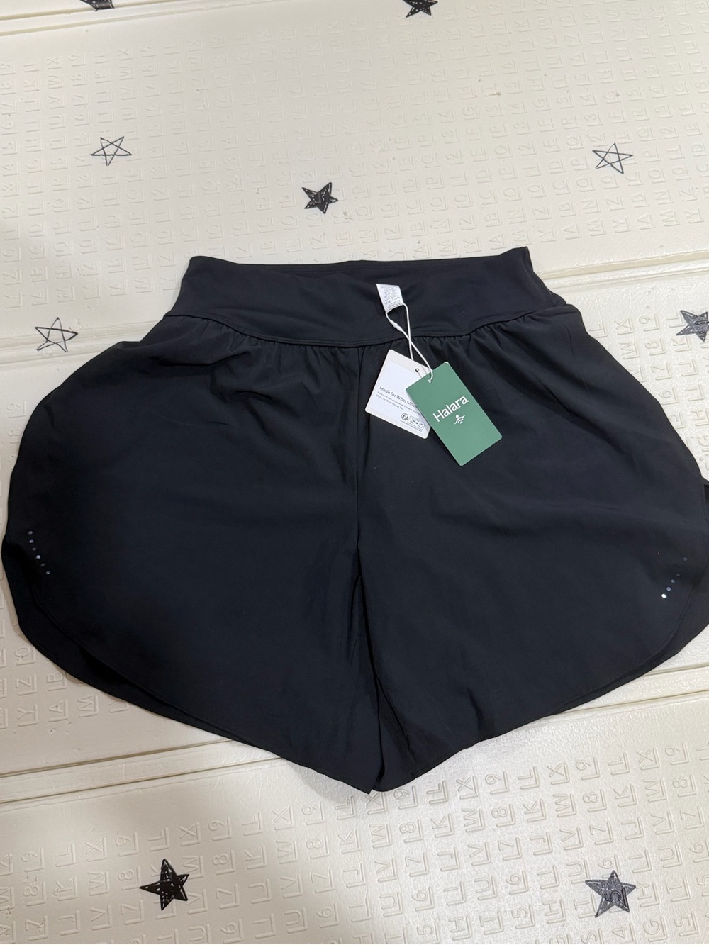 HALARA Black High-Waist Athletic Shorts